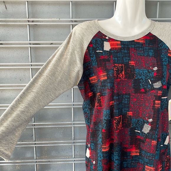 LulaRoe Abstract Printed Randy Top-#R-9 - Picture 4 of 12